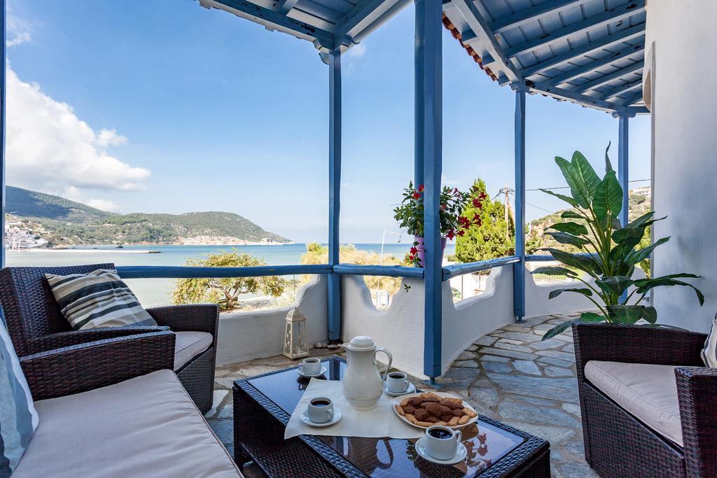 Karavos Sea View Apartments Skopelos Town Exterior foto